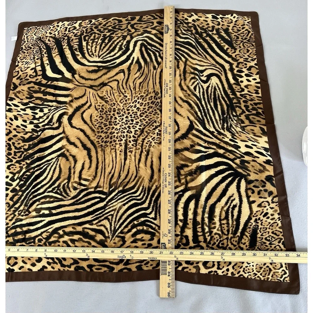 Womens Animal Print Scarf Made In Italy 34.5